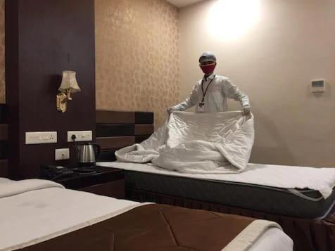 Sri Ram Hotel Tirunelveli Extérieur photo